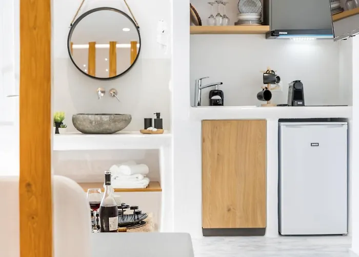 Asterias アパートホテル 3*