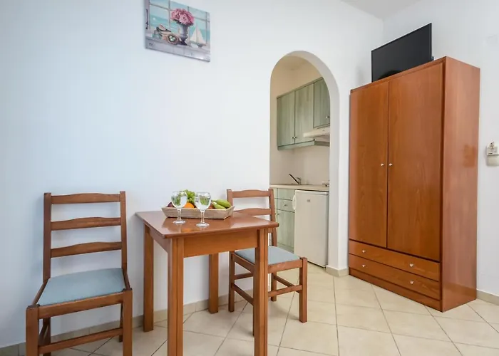 アパートホテル Asterias