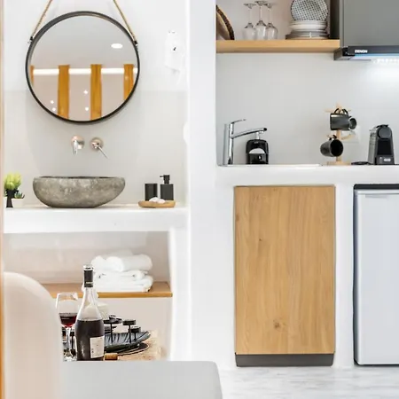 Asterias Aparthotel 3*